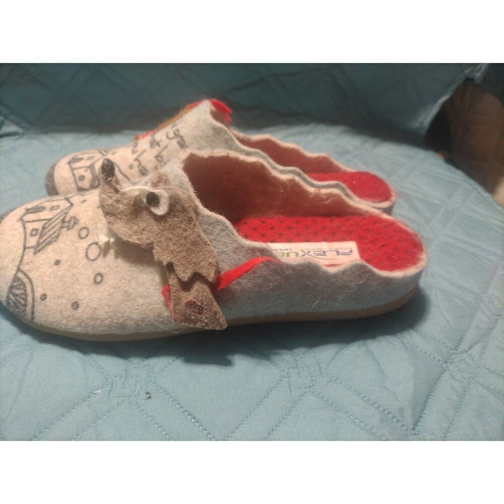 Spring Step Women’s Wool Little Red Riding Hood Fairy Tale Slippers Size 9 - Picture 5 of 9
